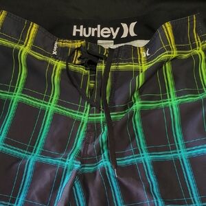 Hurley Men's Neon Plaid Swim Shorts - Black and Yellow